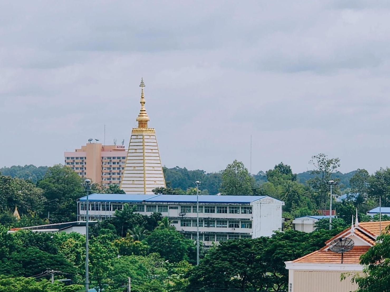 Nakara Hotel, Ubon Ratchathani Eksteriør billede
